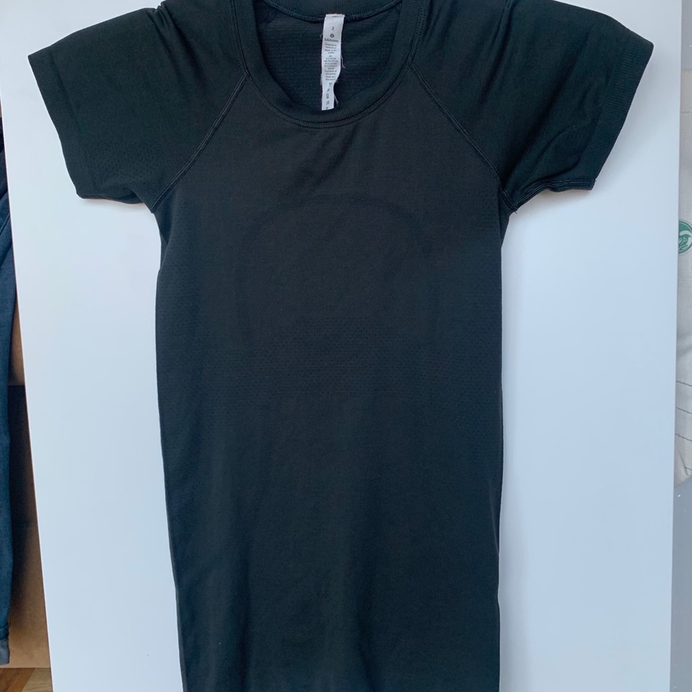 Lululemon Swiftly Tech